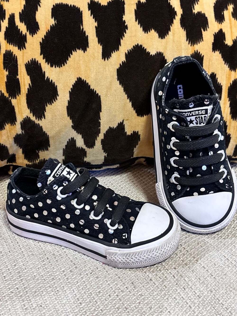 Converse Chuck Taylor kids All Star Polka Dot Ox Sneakers sz5